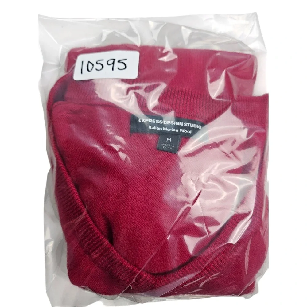 Express Design Studio Italian Merino Wool Sweater Mens Size Medium Red V-Neck‎